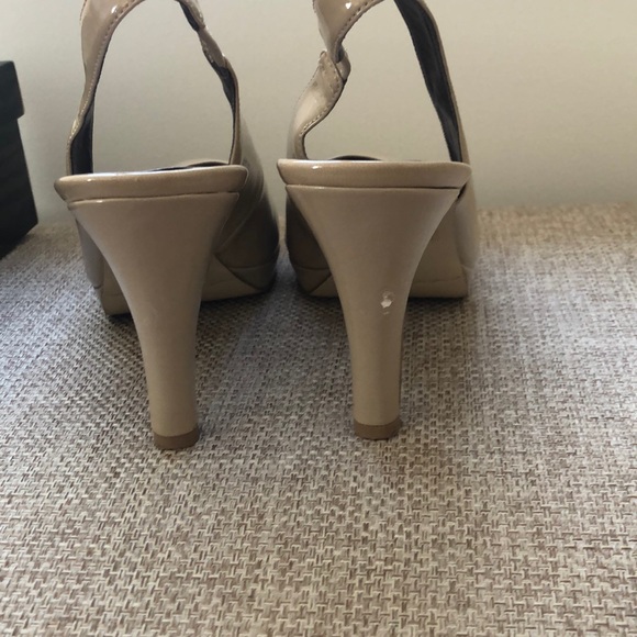 Nude Heels - Picture 4 of 5